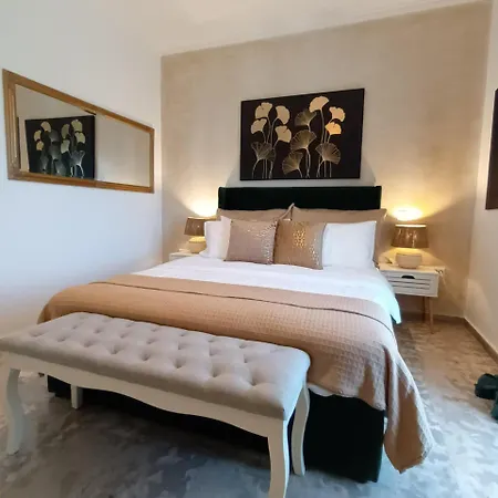 La Piccola Montagna Kynopiástai